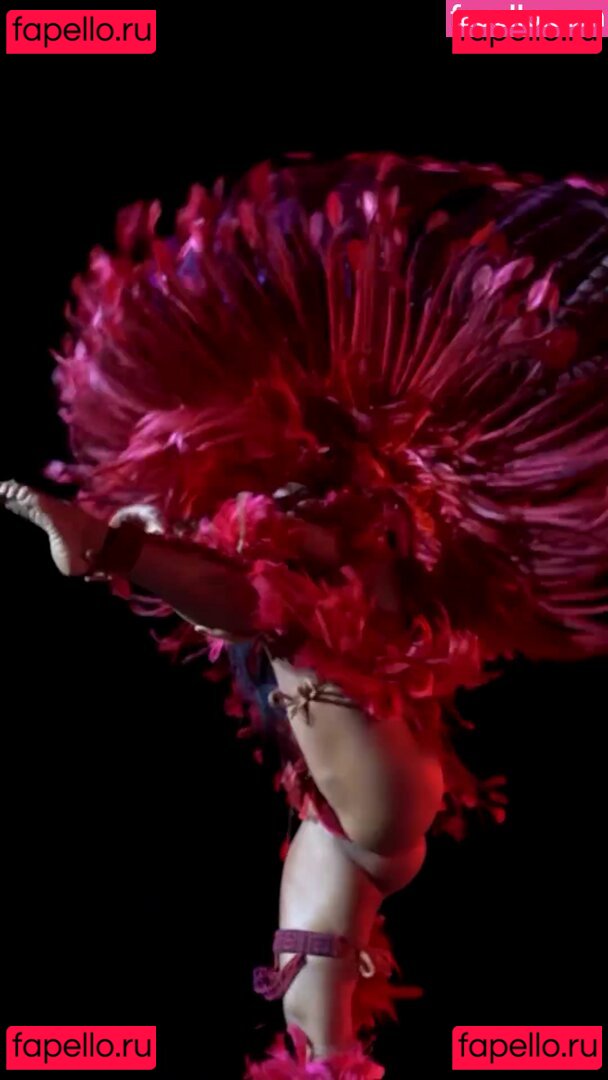 Isabelle Nogueira / isabellenogueiraoficial Onlyfans Photo Gallery 