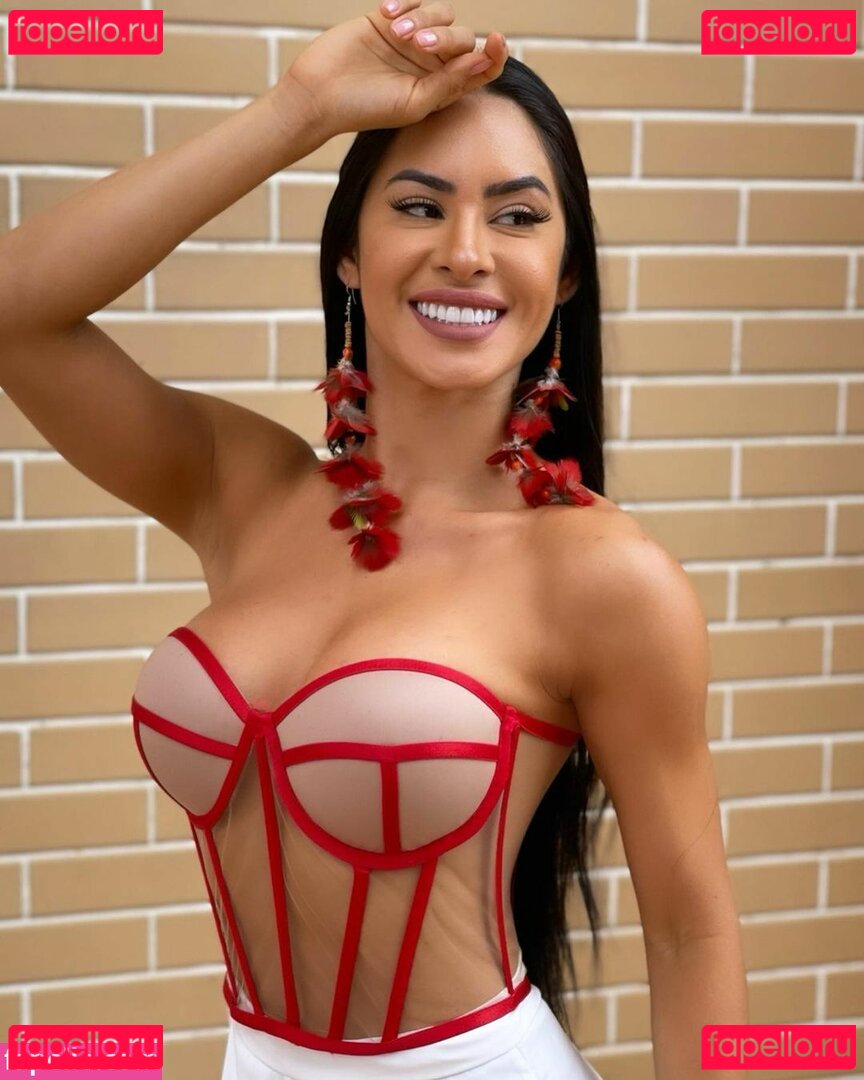 Isabelle Nogueira / isabellenogueiraoficial Onlyfans Photo Gallery 