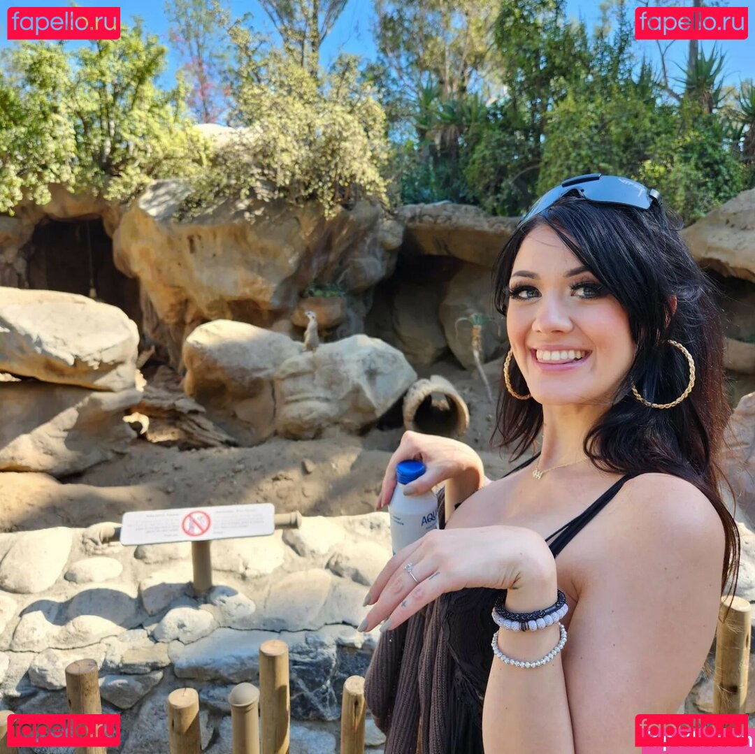 hexgrlfrnd Onlyfans Photo Gallery 