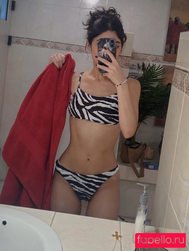 Lynda Parra Nude Onlyfans Photo 15