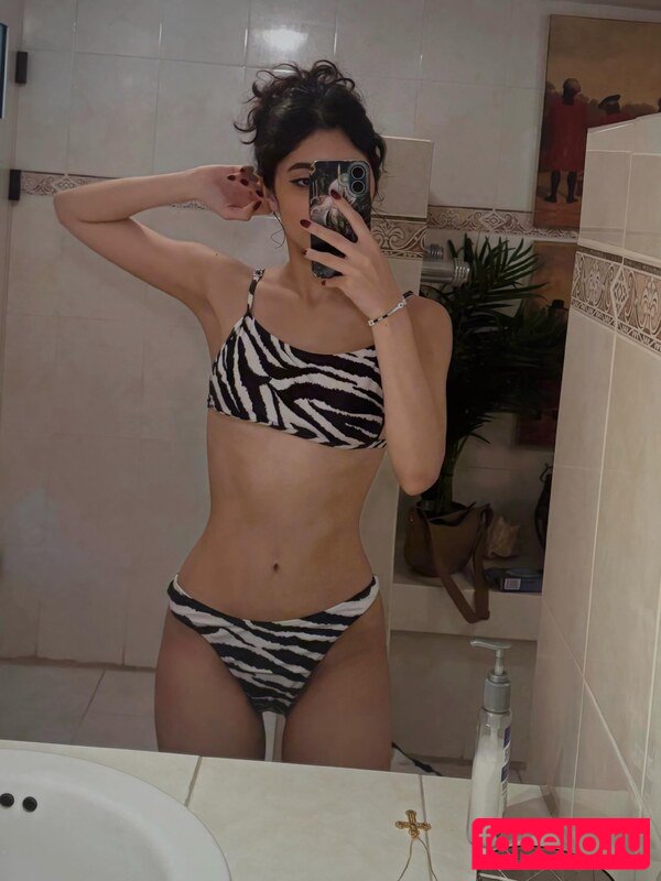 Lynda Parra Nude Onlyfans Photo 16