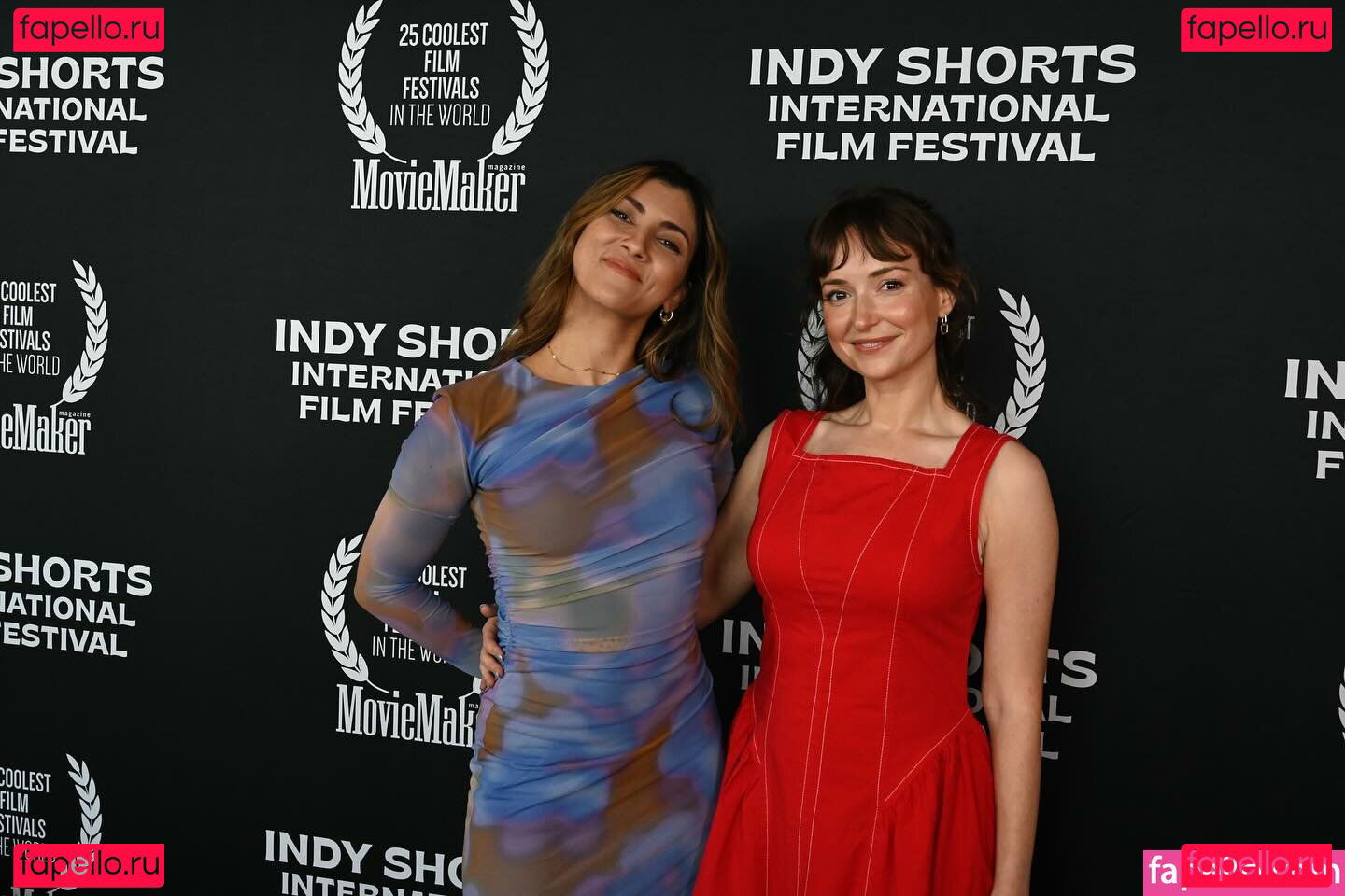 AT&T Girl / Milana Vayntrub / https: / milana_vayntrub / mintmilana Onlyfans Photo Gallery 