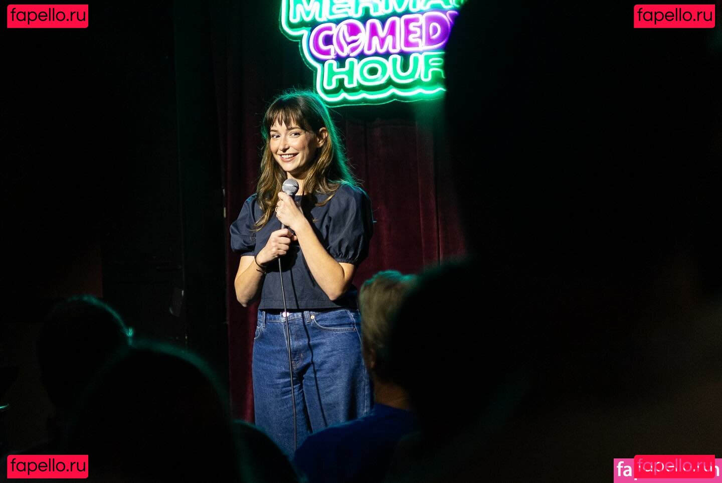 AT&T Girl / Milana Vayntrub / https: / milana_vayntrub / mintmilana Onlyfans Photo Gallery 