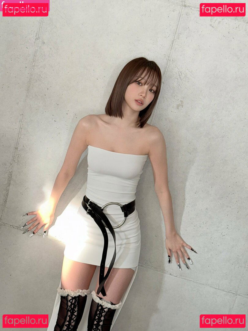 Kim Chaewon / _chaechae_1 / 김채원 Le Sserafim Onlyfans Photo Gallery 