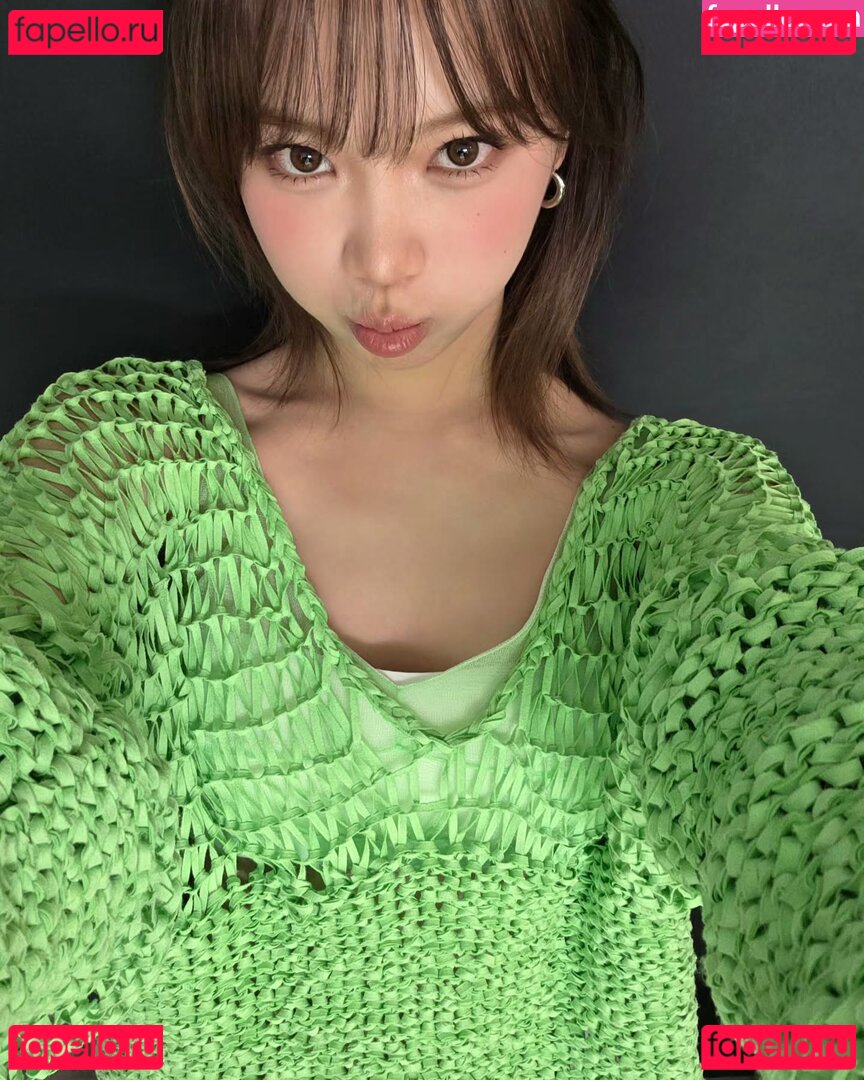 Kim Chaewon Nude Onlyfans Photo 30