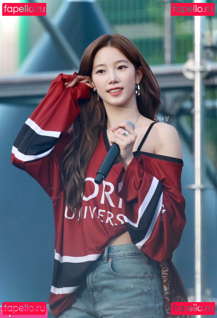 Kim Chaewon Nude Onlyfans Photo 18