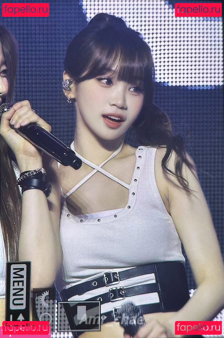 Kim Chaewon Nude Onlyfans Photo 5