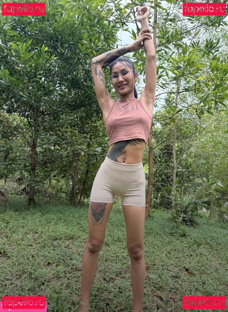 Lilaa / lilaalotus / lilakrasny / unicornonrice Onlyfans Photo Gallery 