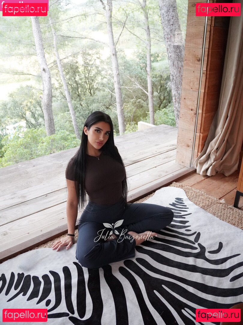 Julia Bayonetta / JuliaBayonetta / julia.bayonetta Onlyfans Photo Gallery 