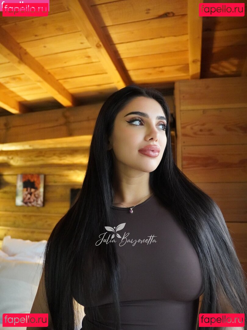 Julia Bayonetta / JuliaBayonetta / julia.bayonetta Onlyfans Photo Gallery 