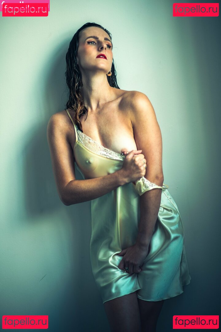 Scarlett Velvet / Scarlettvelvet25 / velvetscarlett Onlyfans Photo Gallery 