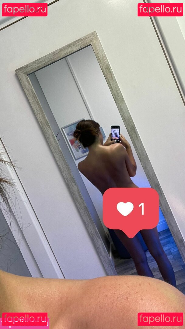 Laura Delaney Nude Onlyfans Photo 9