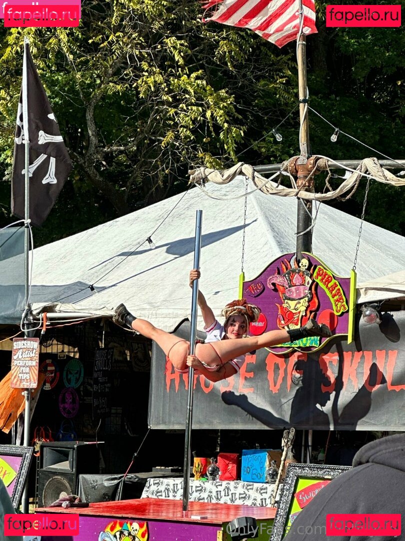 ivyskysunspot / notivysky Onlyfans Photo Gallery 