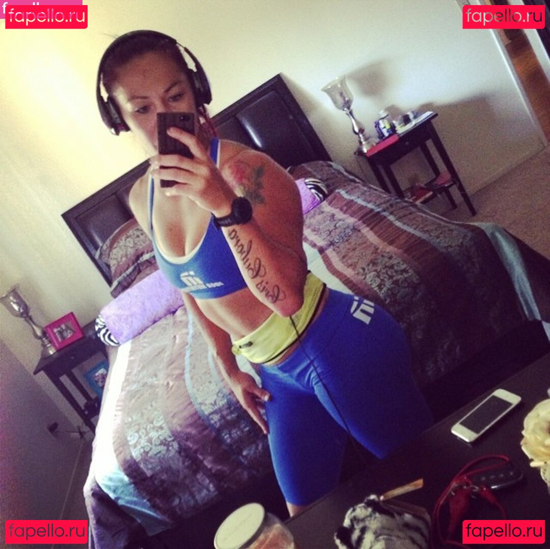 Cris Cyborg / MMA Fighter / criscyborg Onlyfans Photo Gallery 