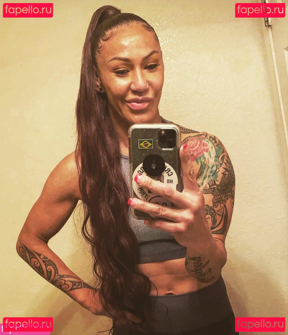 Cris Cyborg / MMA Fighter / criscyborg Onlyfans Photo Gallery 