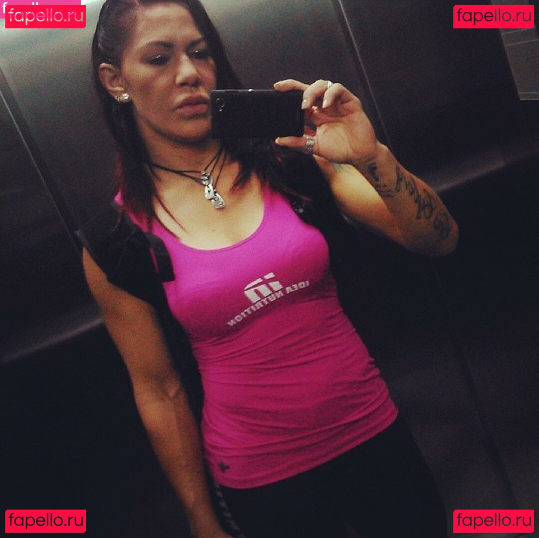Cris Cyborg / MMA Fighter / criscyborg Onlyfans Photo Gallery 