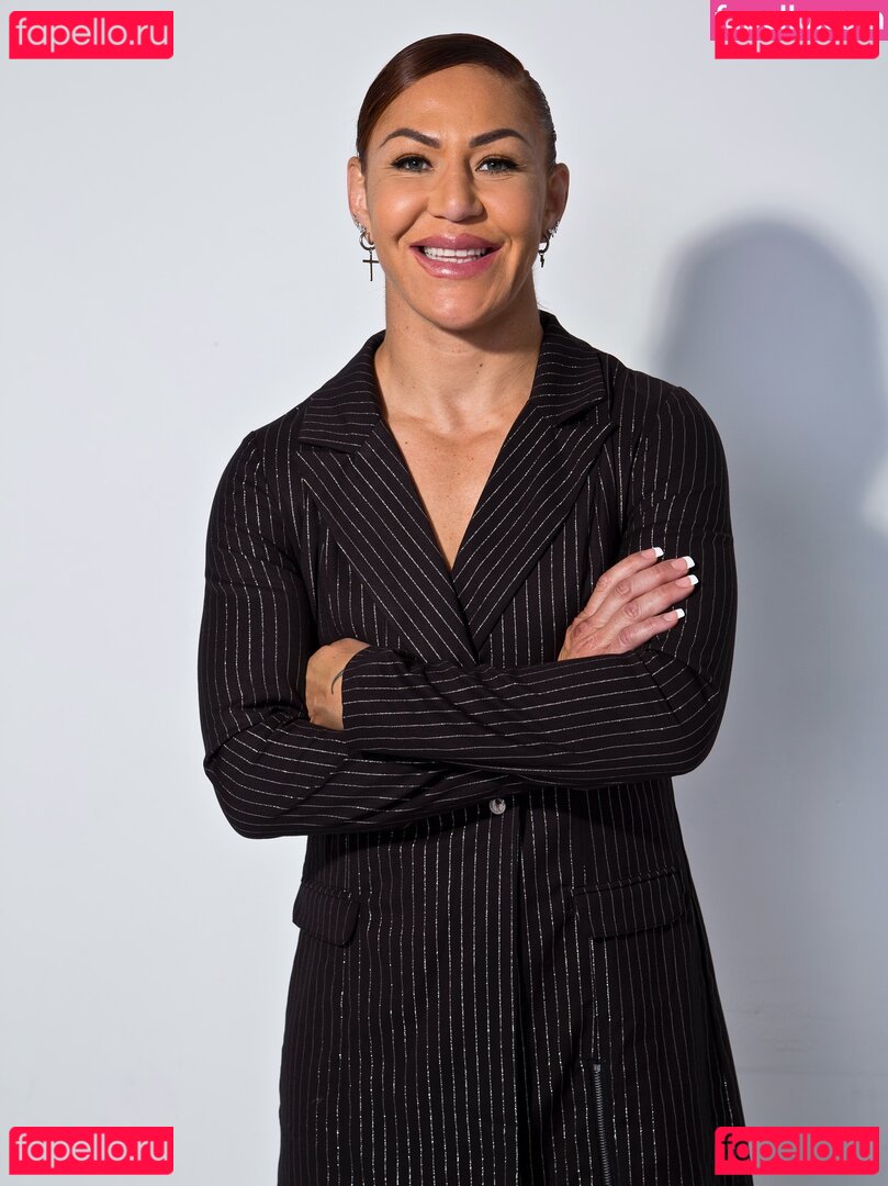 Cris Cyborg / MMA Fighter / criscyborg Onlyfans Photo Gallery 