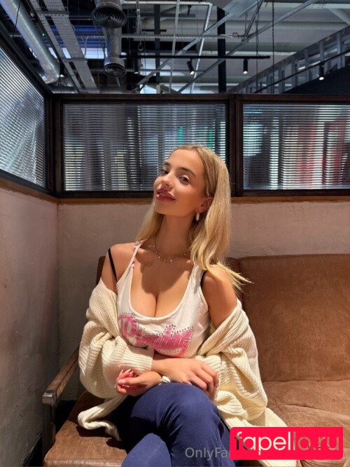AmyReyn1 Nude Onlyfans Photo 10