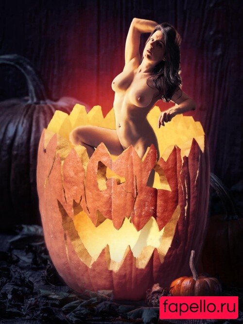 BustyCiara / BustyciaraO / busty.ciara / https: Onlyfans Photo Gallery 