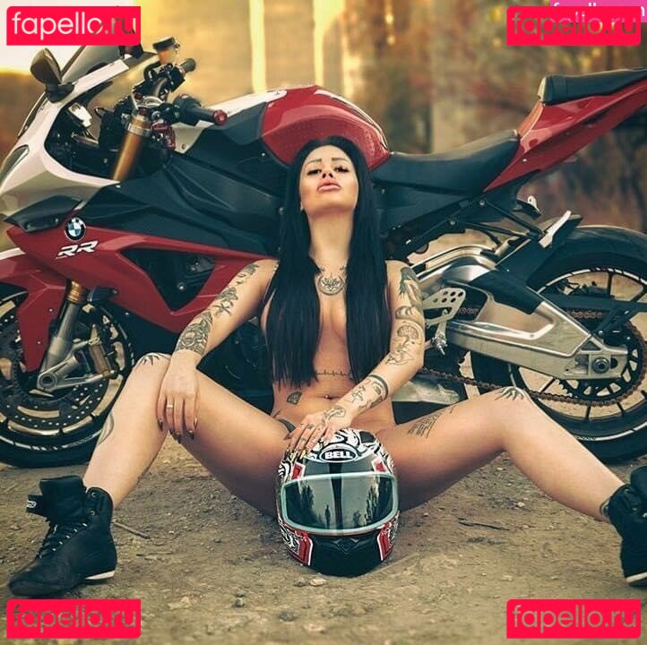 Emona Nude Onlyfans Photo 43