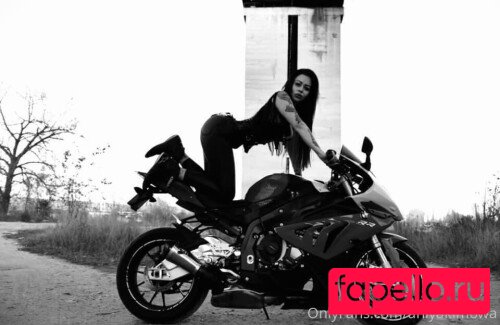 Emona Nude Onlyfans Photo 7