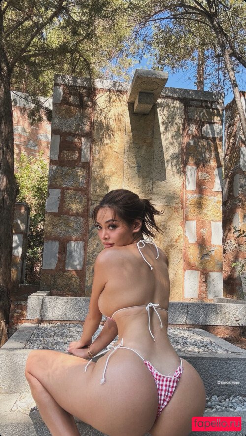 Flora Nude Onlyfans Photo 29