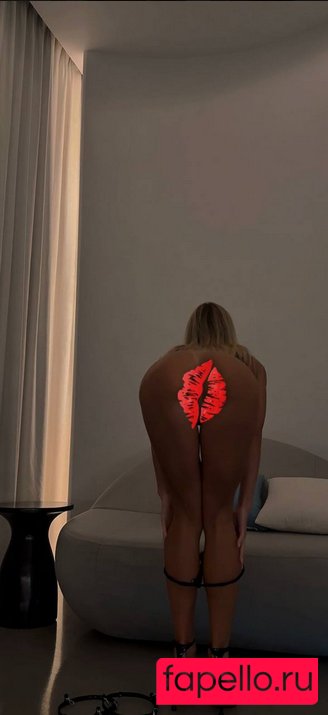 viki_doux Nude Onlyfans Photo 26