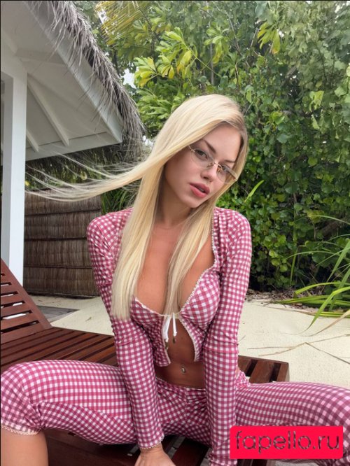 viki_doux Nude Onlyfans Photo 19