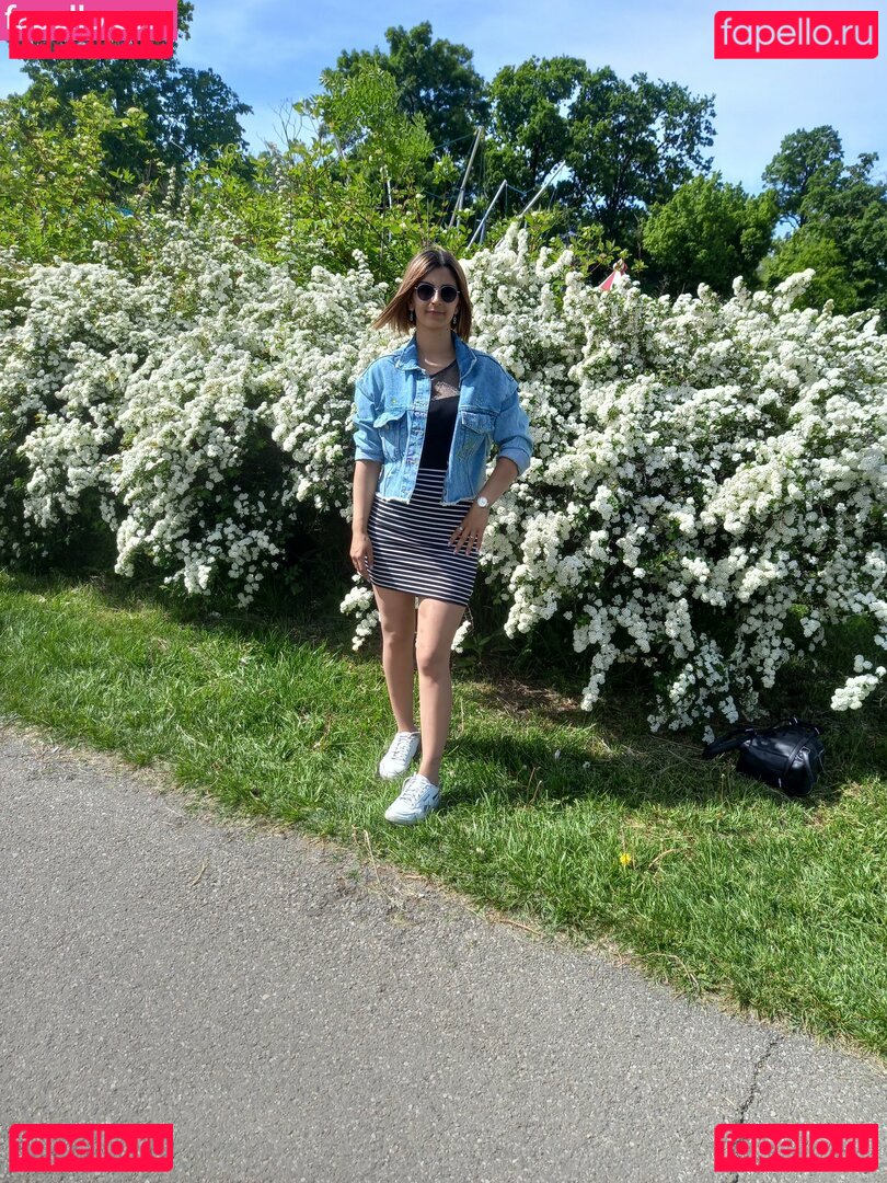 Andreeaonly19 / Deea_ralu2 / Raluca / raluca199 Onlyfans Photo Gallery 