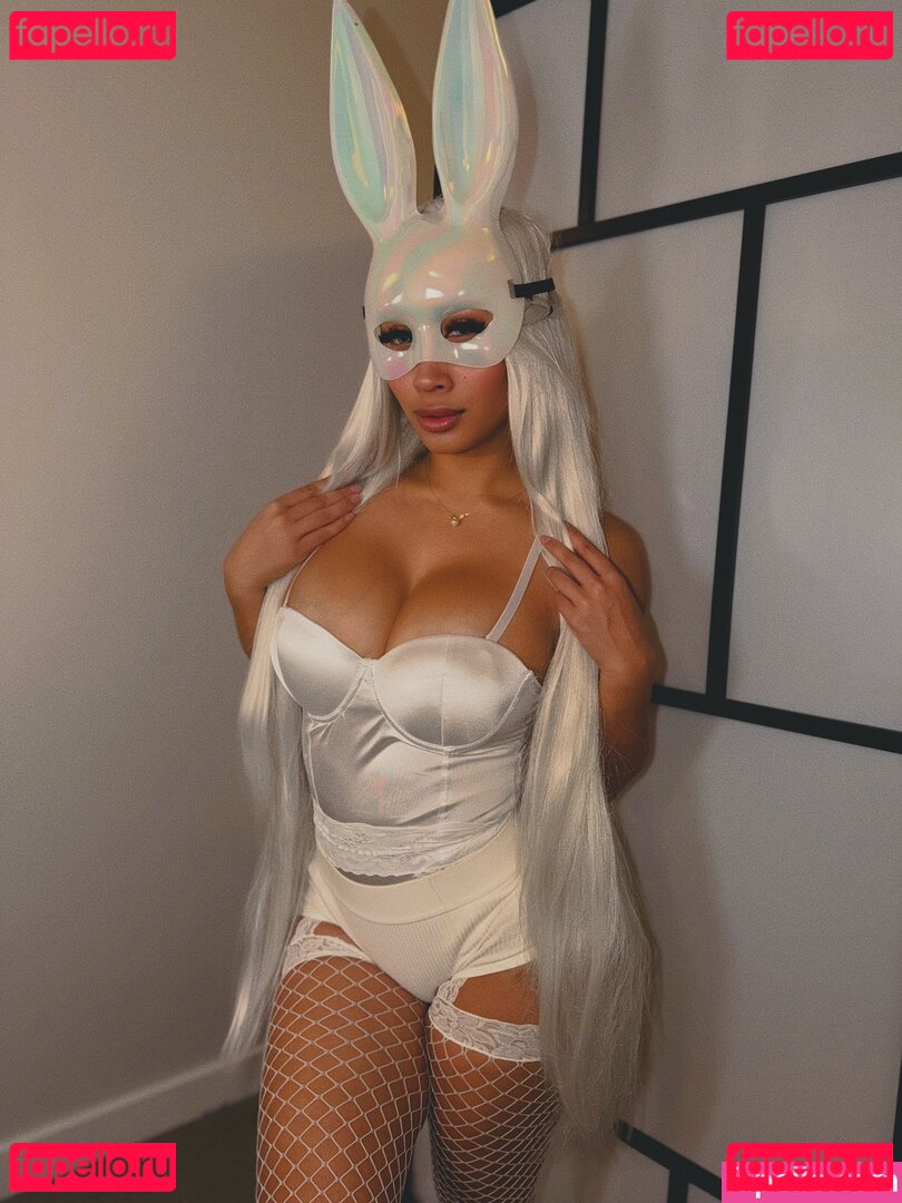 LittleAznChat Nude Onlyfans Photo 16