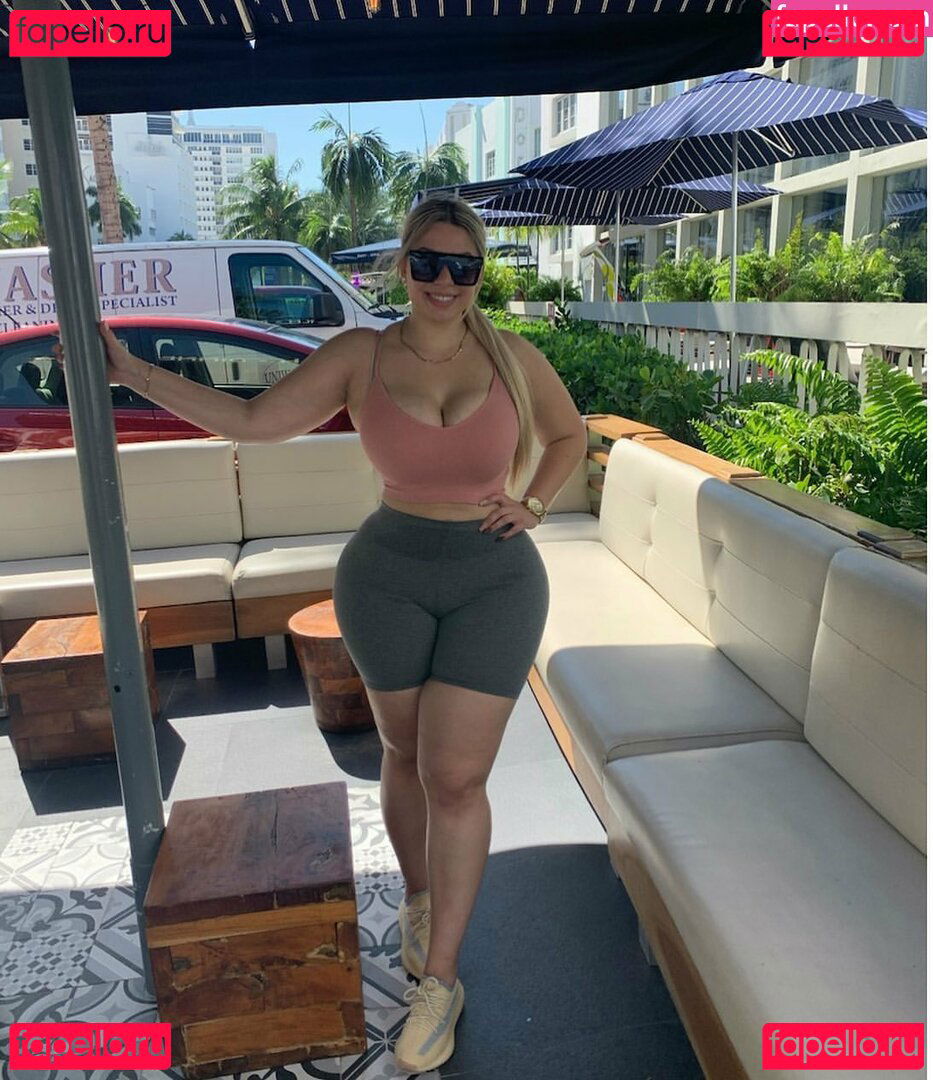 Blondiemami / https: / strong_n_curvy Onlyfans Photo Gallery 