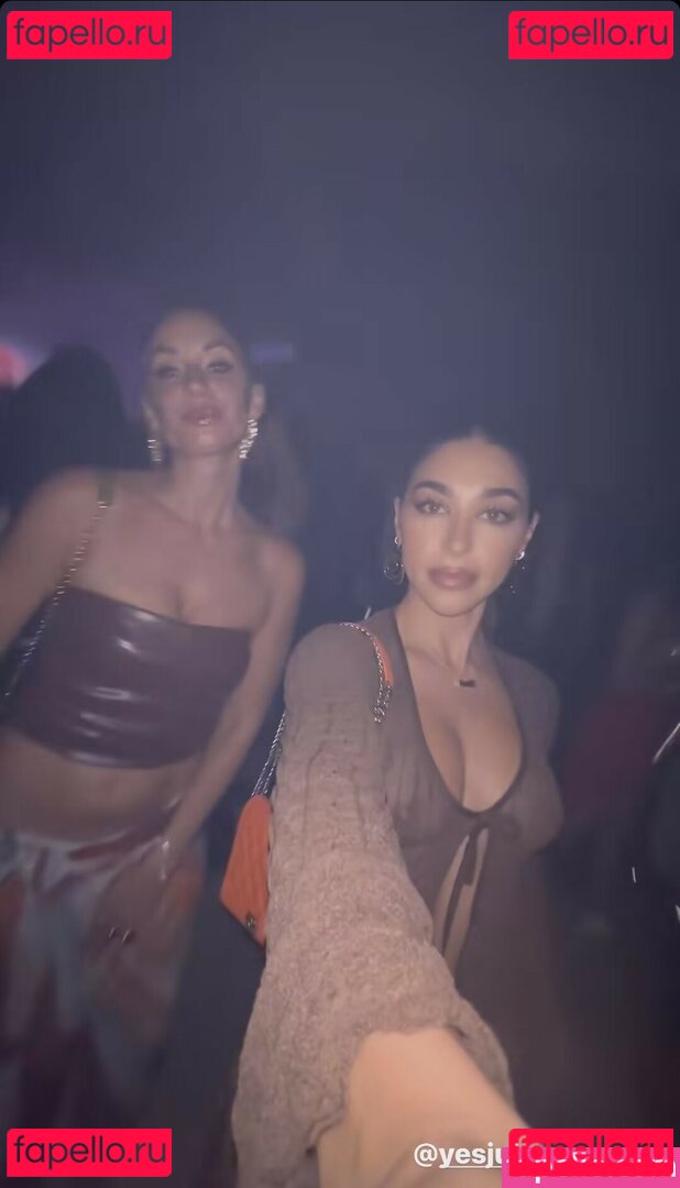 Chantel Jeffries / ChantelJeffries / ComeBacktoMe Onlyfans Photo Gallery 