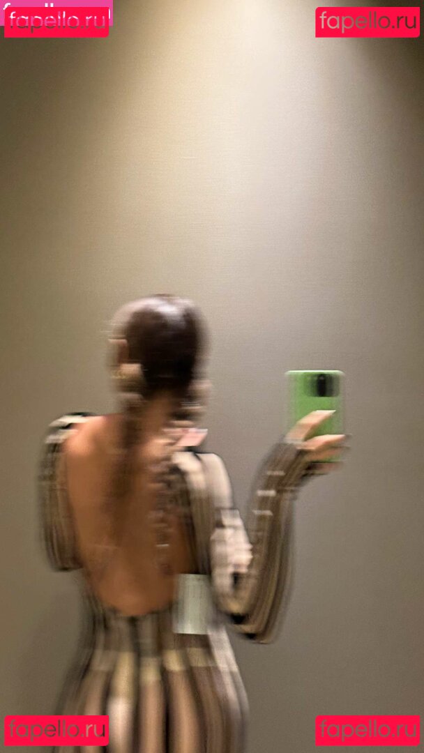 Chantel Jeffries / ChantelJeffries / ComeBacktoMe Onlyfans Photo Gallery 