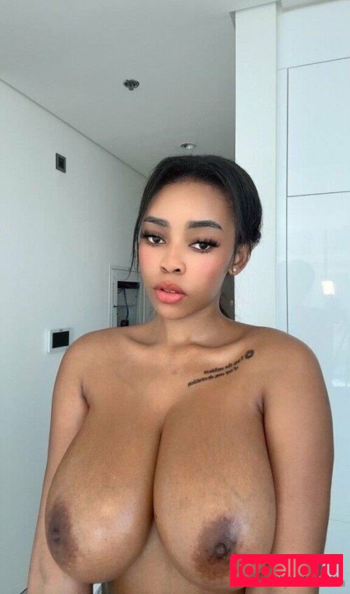 Ontlametseofficial Nude Onlyfans Photo 33
