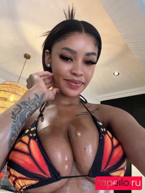 Ontlametseofficial Nude Onlyfans Photo 24