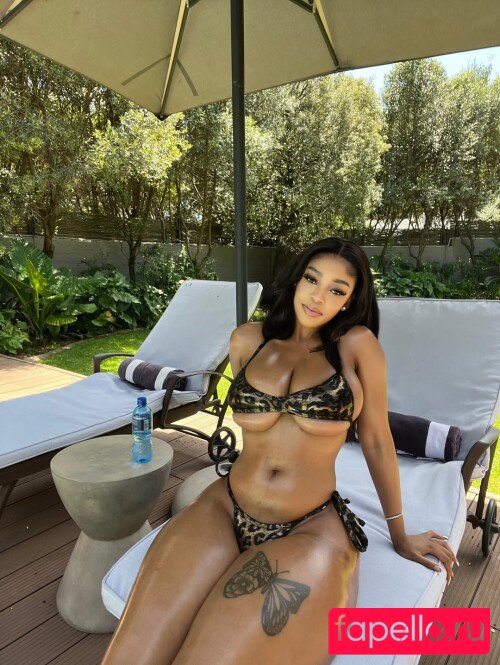 Ontlametseofficial Nude Onlyfans Photo 22