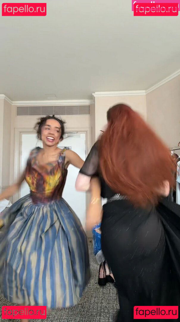 Chappell Roan / ChappellRoan Onlyfans Photo Gallery 