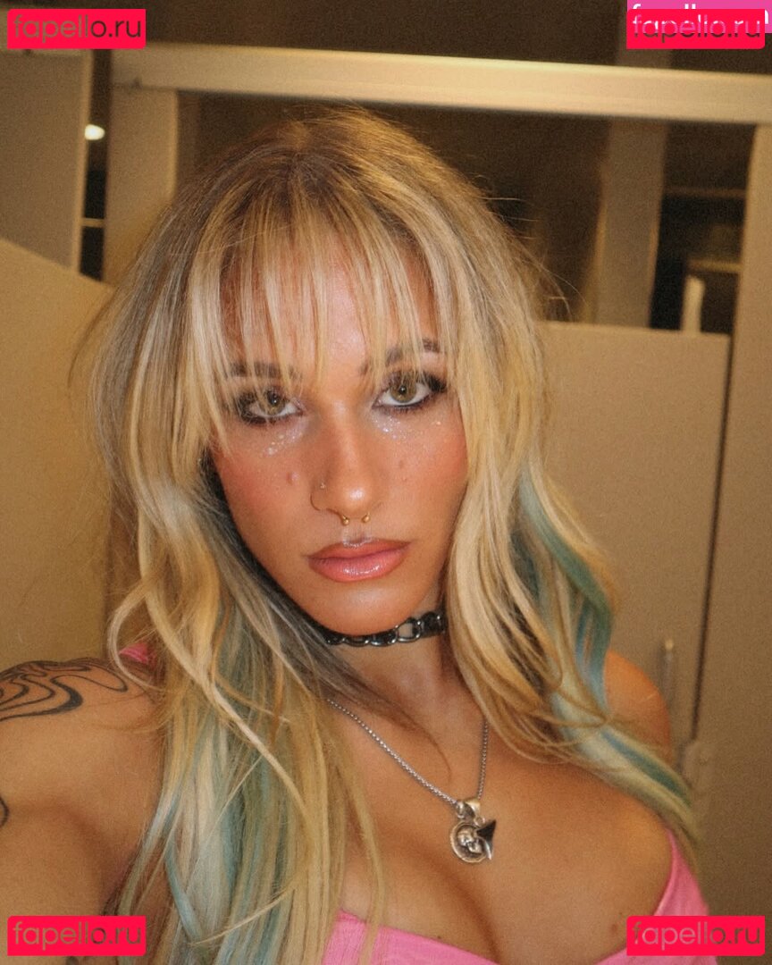 Sol Ruca Nude Onlyfans Photo 24