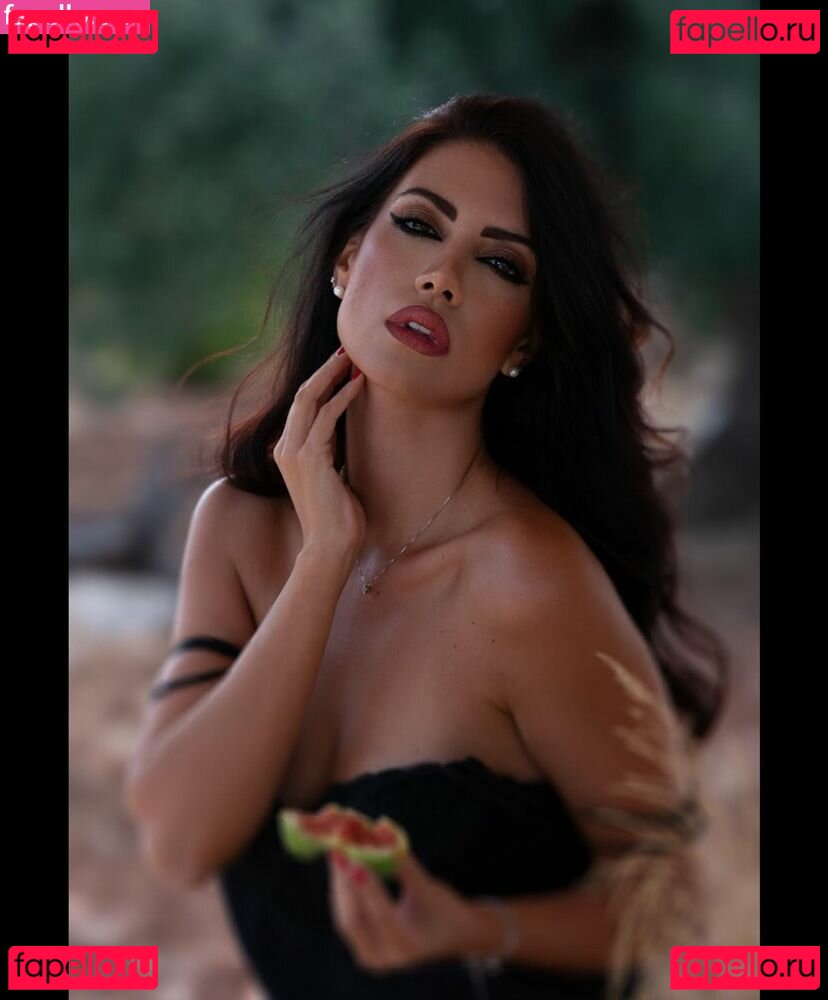 Sharon De Luca Nude Onlyfans Photo 42