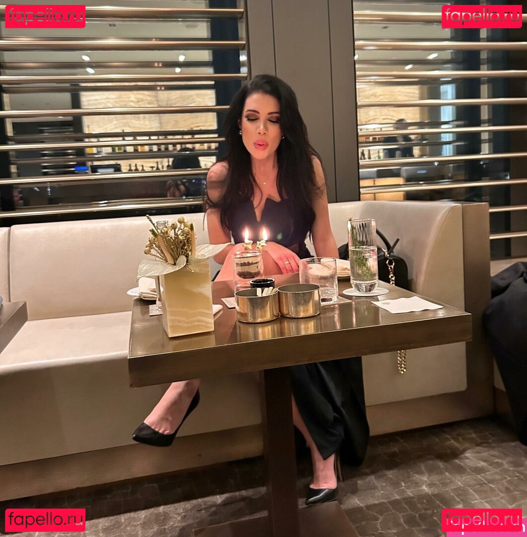 Sharon De Luca Nude Onlyfans Photo 21