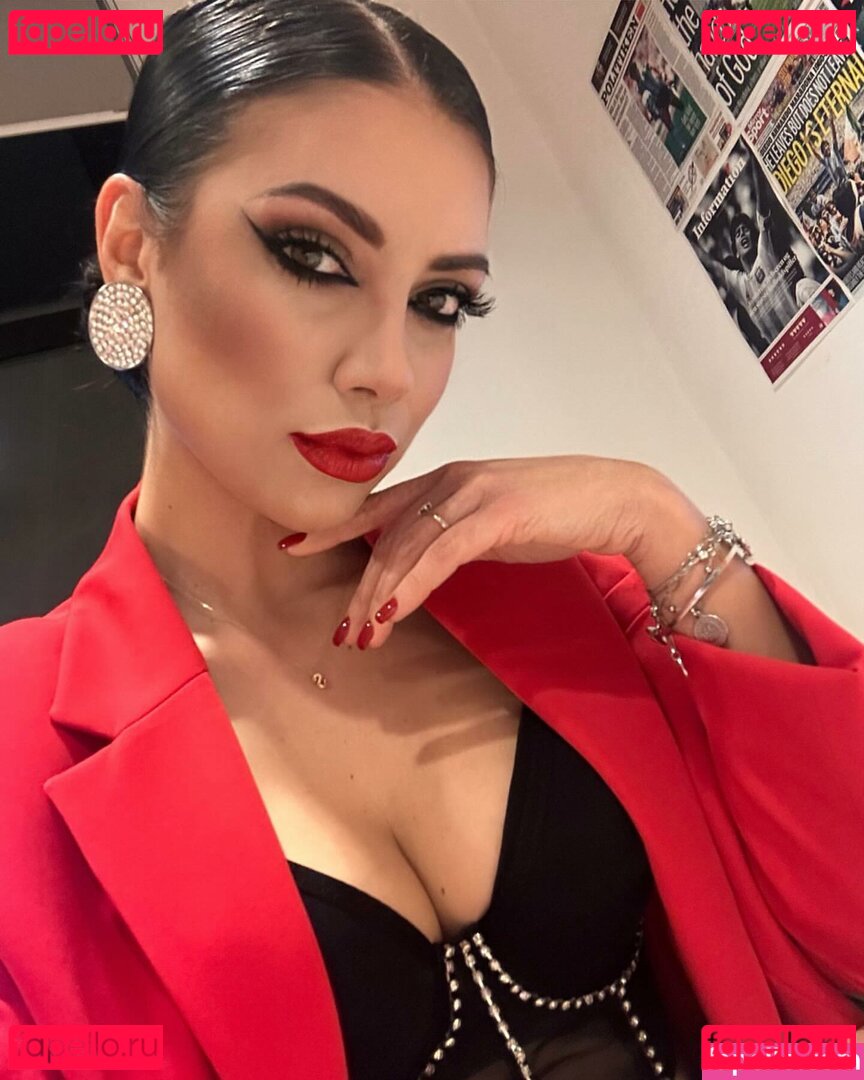 Sharon De Luca Nude Onlyfans Photo 14