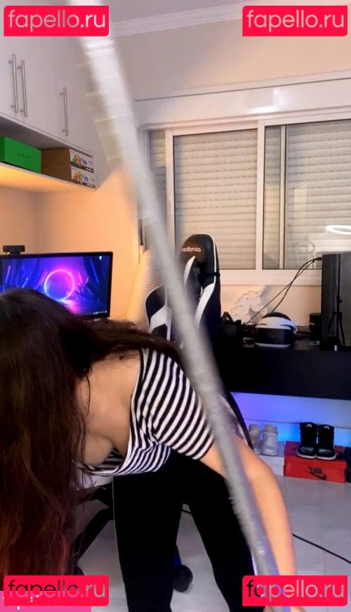 Diretora Muniz / Nicol3 / NicoleDiretora / anicoleh Onlyfans Photo Gallery 