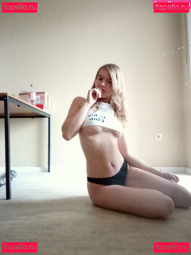 Mimisplace / mimiiyous... / mimisplace2209 / mimisplaceofficial / officialseoeun Onlyfans Photo Gallery 