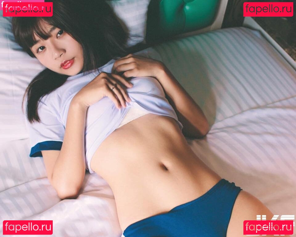 Hanyuyen Nude Onlyfans Photo 15