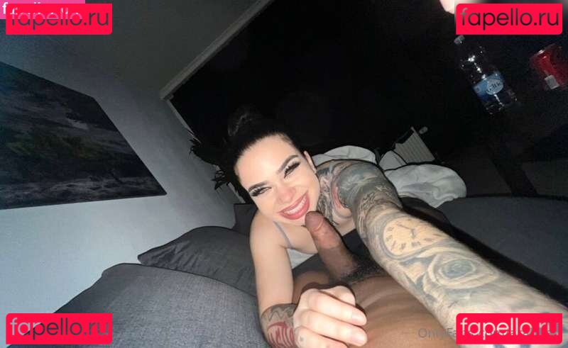 Arab1an / aintshittonya / reallytonyaa Onlyfans Photo Gallery 