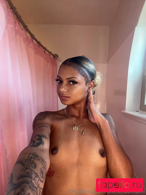Sheslilmama Nude Onlyfans Photo 11