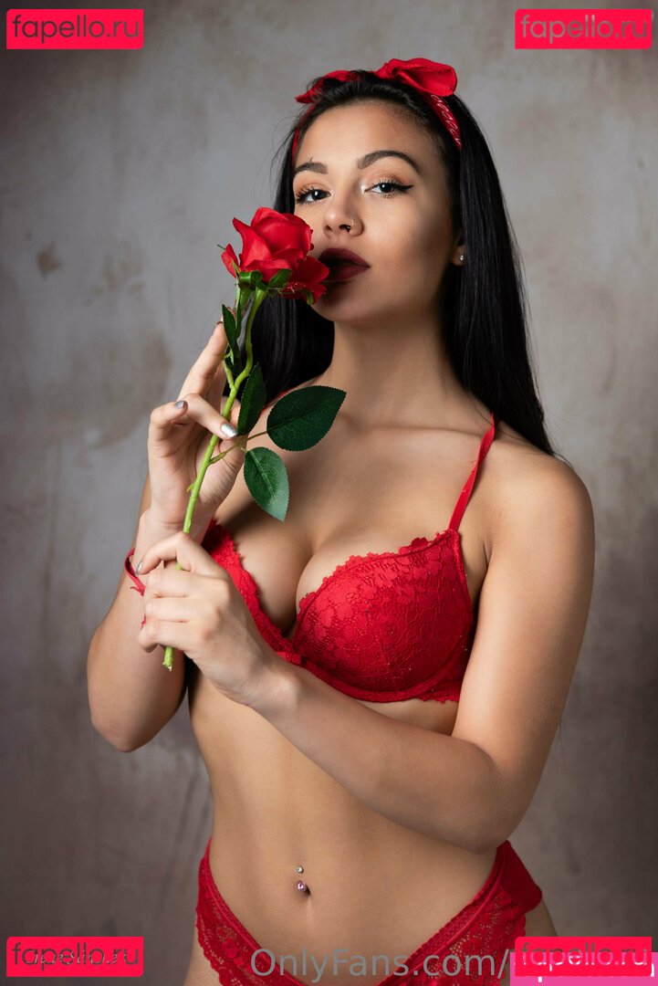 Agata Brun Nude Onlyfans Photo 3
