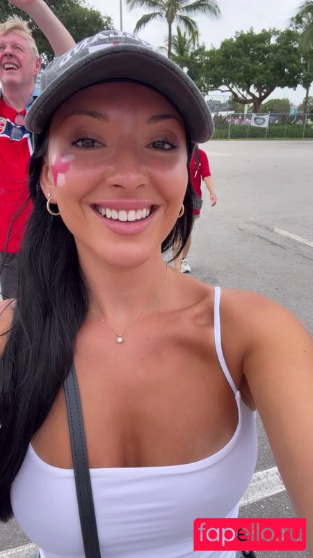 Layah Heilpern Nude Onlyfans Photo 11