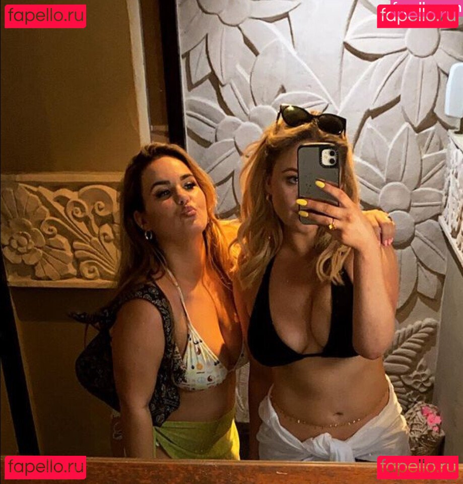 Emily Atack / ematack / emilyatack Onlyfans Photo Gallery 