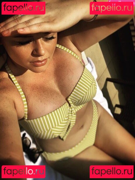 Emily Atack / ematack / emilyatack Onlyfans Photo Gallery 